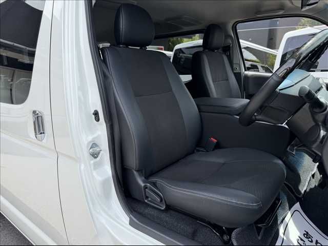 HIACE van 4WD