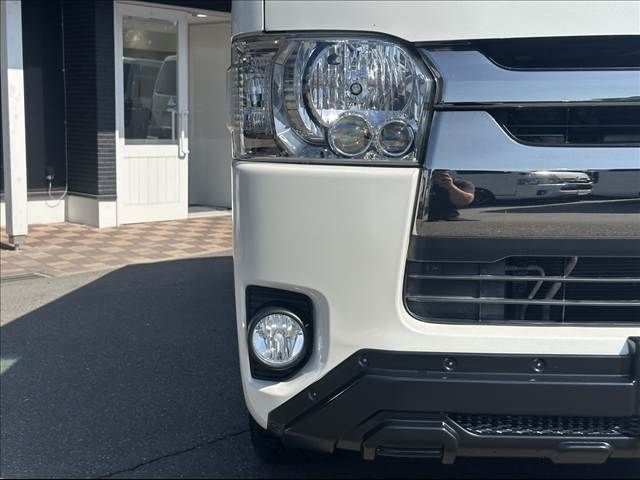 HIACE van 4WD