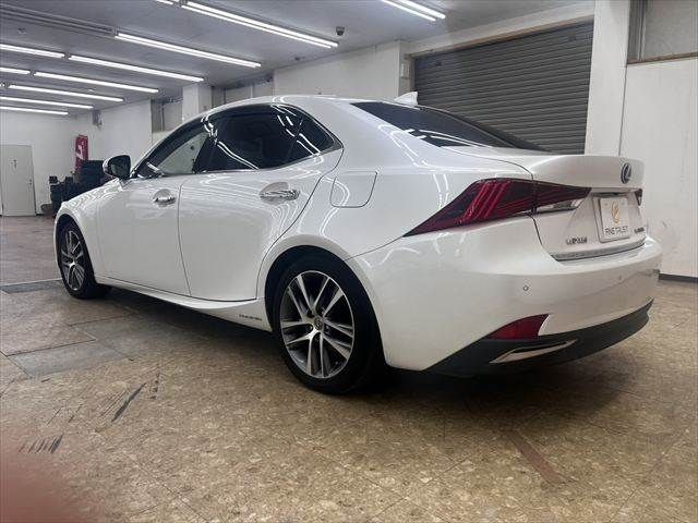 LEXUS IS300h