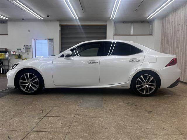 LEXUS IS300h