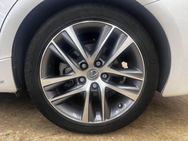 LEXUS IS300h