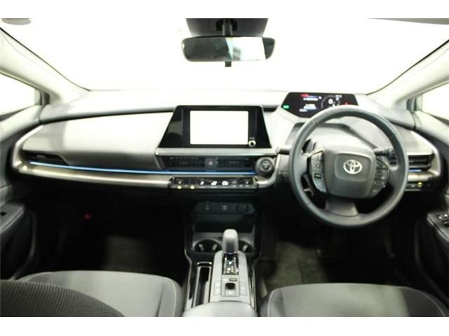 PRIUS 4WD