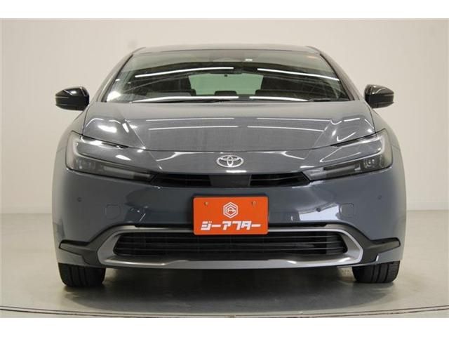 PRIUS 4WD