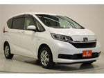 FREED plus HYBRID 4WD