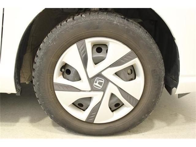 FREED plus HYBRID 4WD