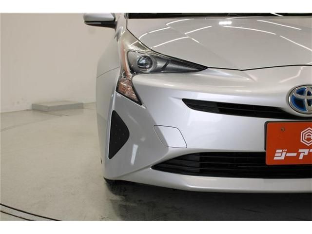 PRIUS 4WD
