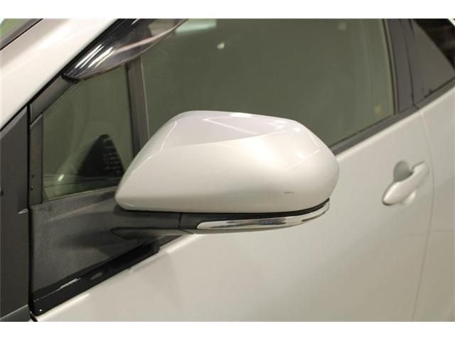 PRIUS 4WD