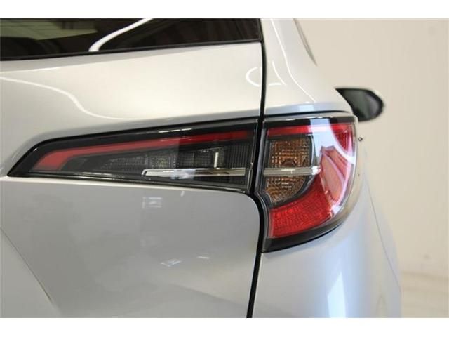 COROLLA TOURING HYBRID 4WD