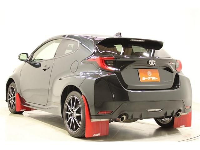 GR YARIS