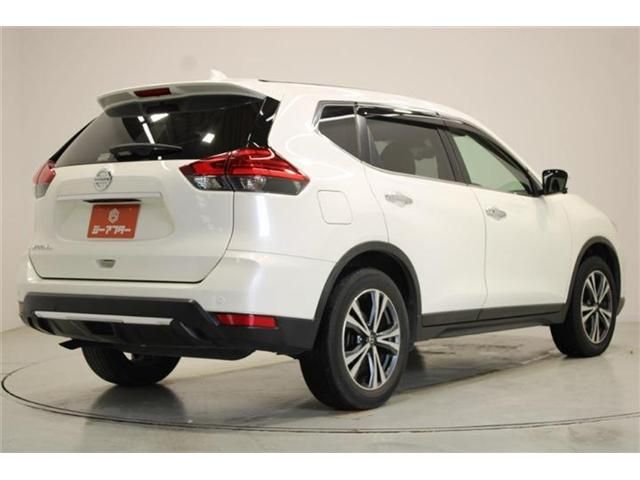 X-TRAIL 2WD