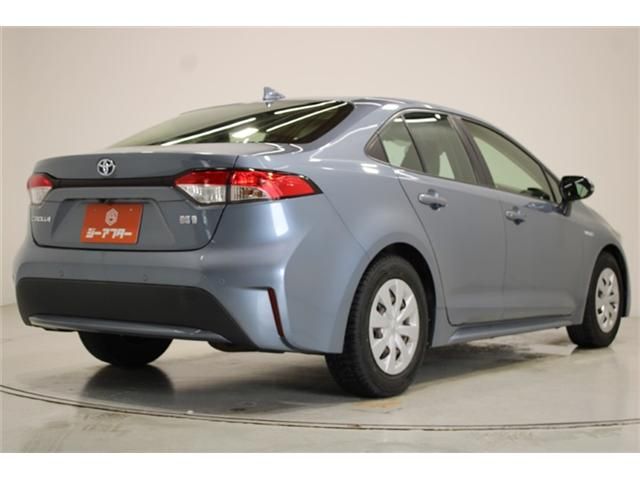 COROLLA sedan HYBRID 4WD