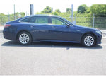 CROWN sedan hybrid
