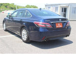 CROWN sedan hybrid