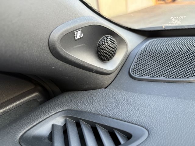 GR YARIS