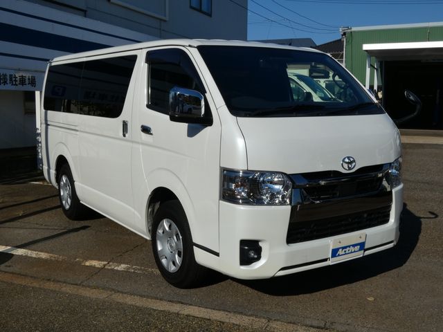 HIACE van 4WD