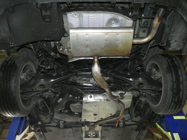 PRIUS 4WD