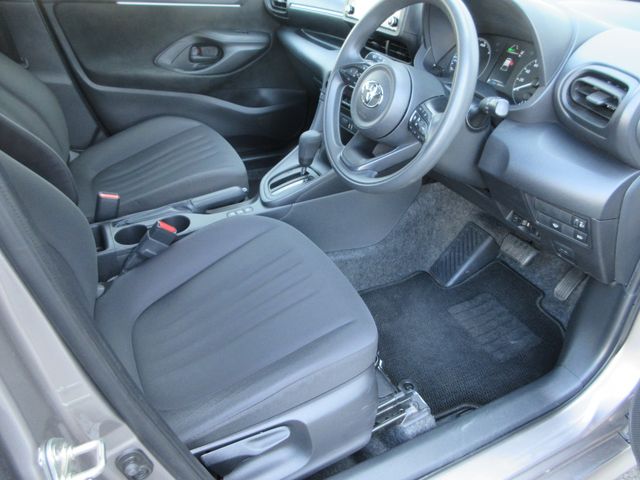 YARIS HYBRID