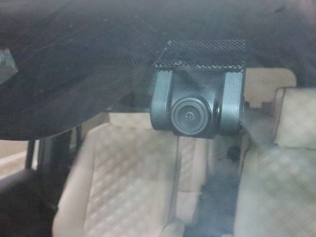 VOXY HYBRID