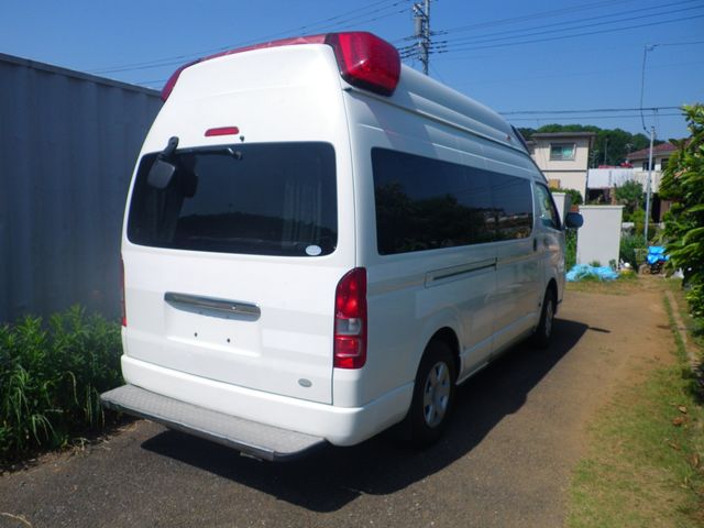 HIACE van 4WD