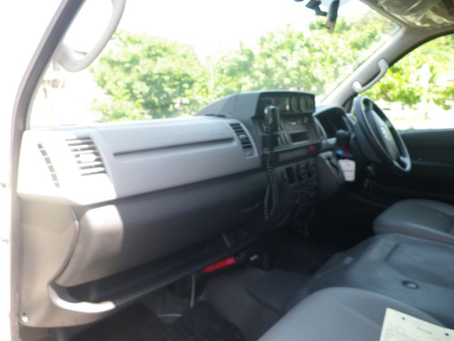 HIACE van 4WD