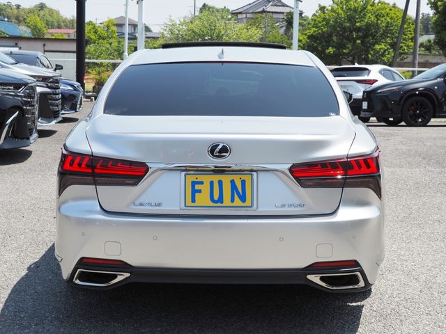 LEXUS LS500