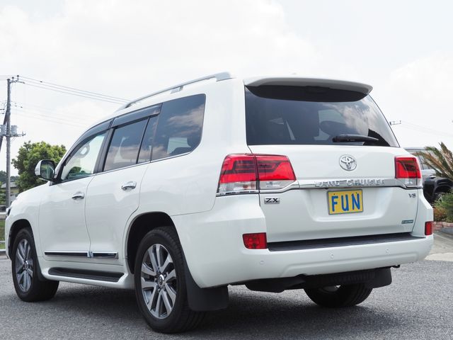 LANDCRUISER wagon