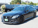 CROWN sedan hybrid