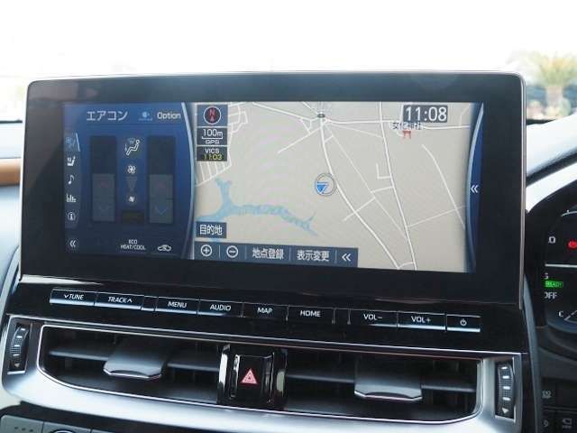 CROWN sedan hybrid