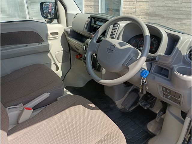 NV100 CLIPPER 4WD