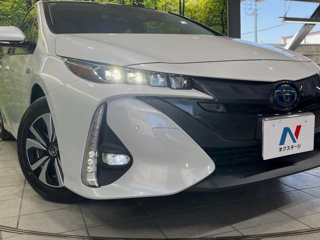PRIUS PHV