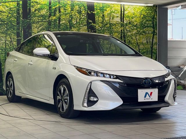 PRIUS PHV