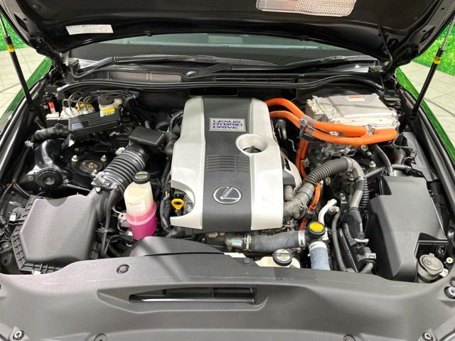 LEXUS IS300h