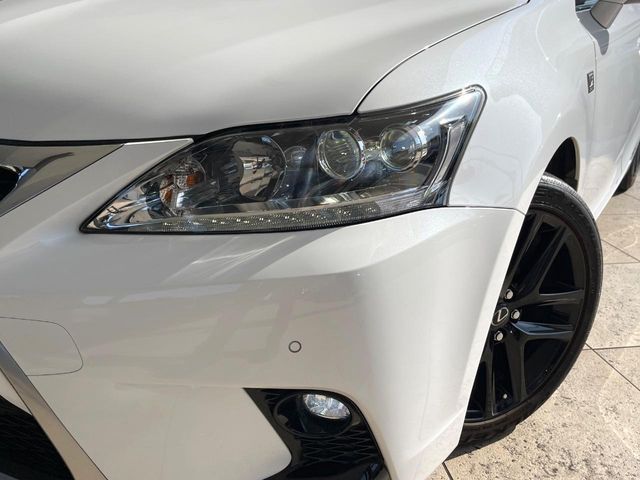 LEXUS CT200h
