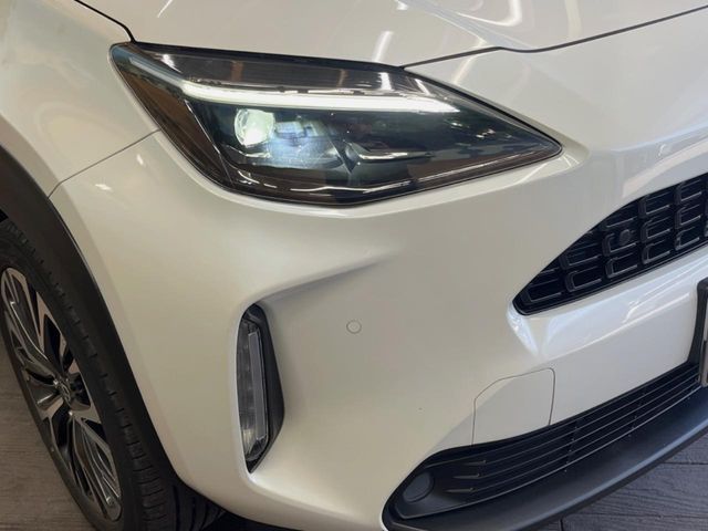 YARIS CROSS HYBRID