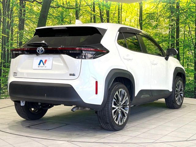 YARIS CROSS HYBRID