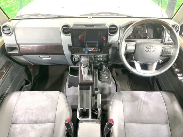 LANDCRUISER 70