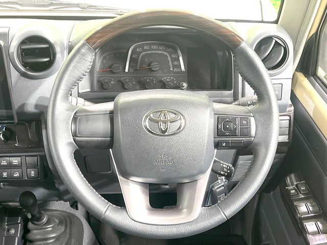 LANDCRUISER 70