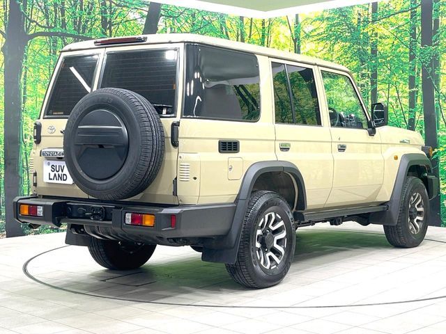 LANDCRUISER 70