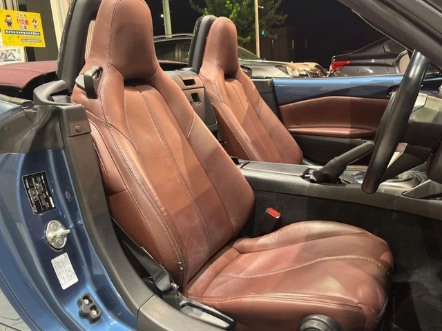 ROADSTER
