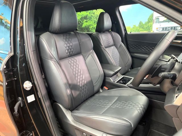 OUTLANDER PHEV