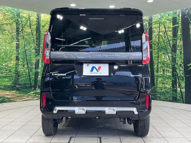 DELICA MINI