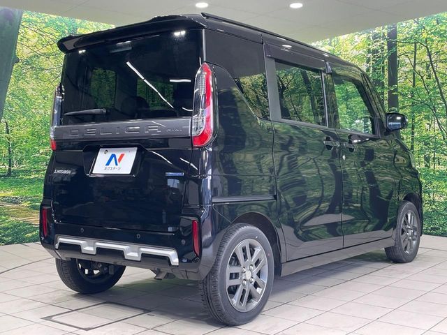 DELICA MINI