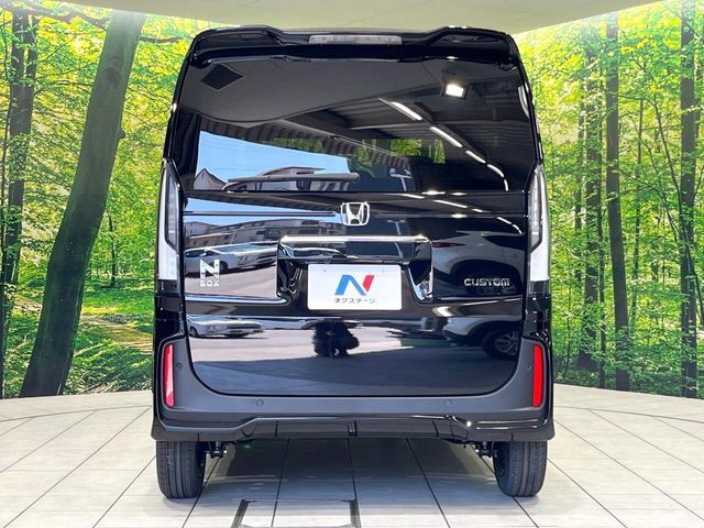N-BOX CUSTOM