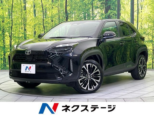YARIS CROSS