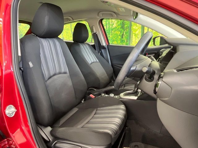 MAZDA2