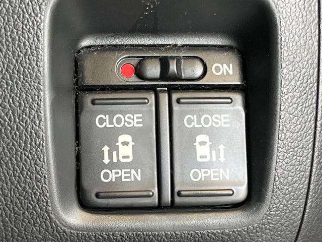 N BOX