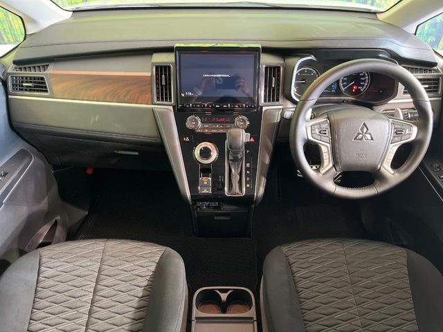 DELICA D:5 4WD