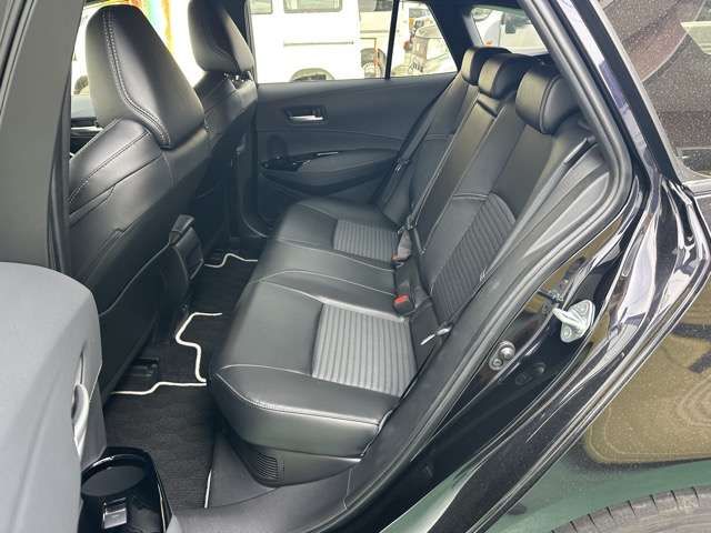COROLLA TOURING HYBRID