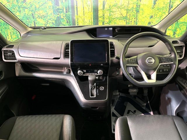 SERENA S-HYBRID 4WD