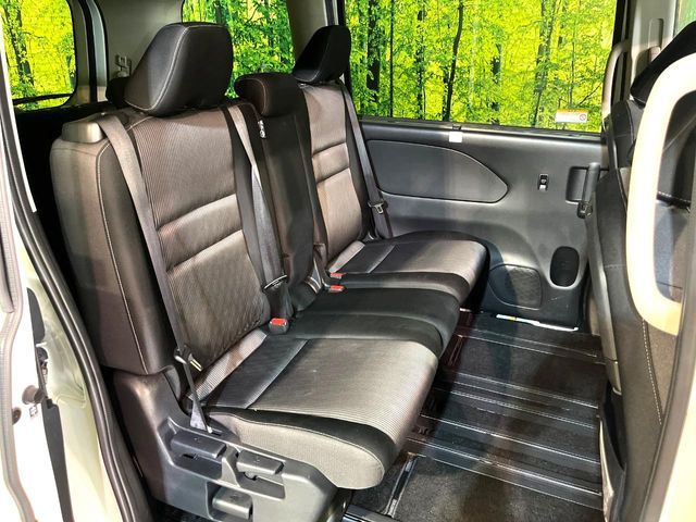 SERENA S-HYBRID 4WD
